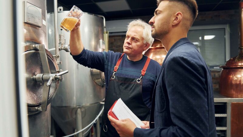 ¿Pueden las Cervezas con Fruta Redefinir tu Experiencia Cervecera?