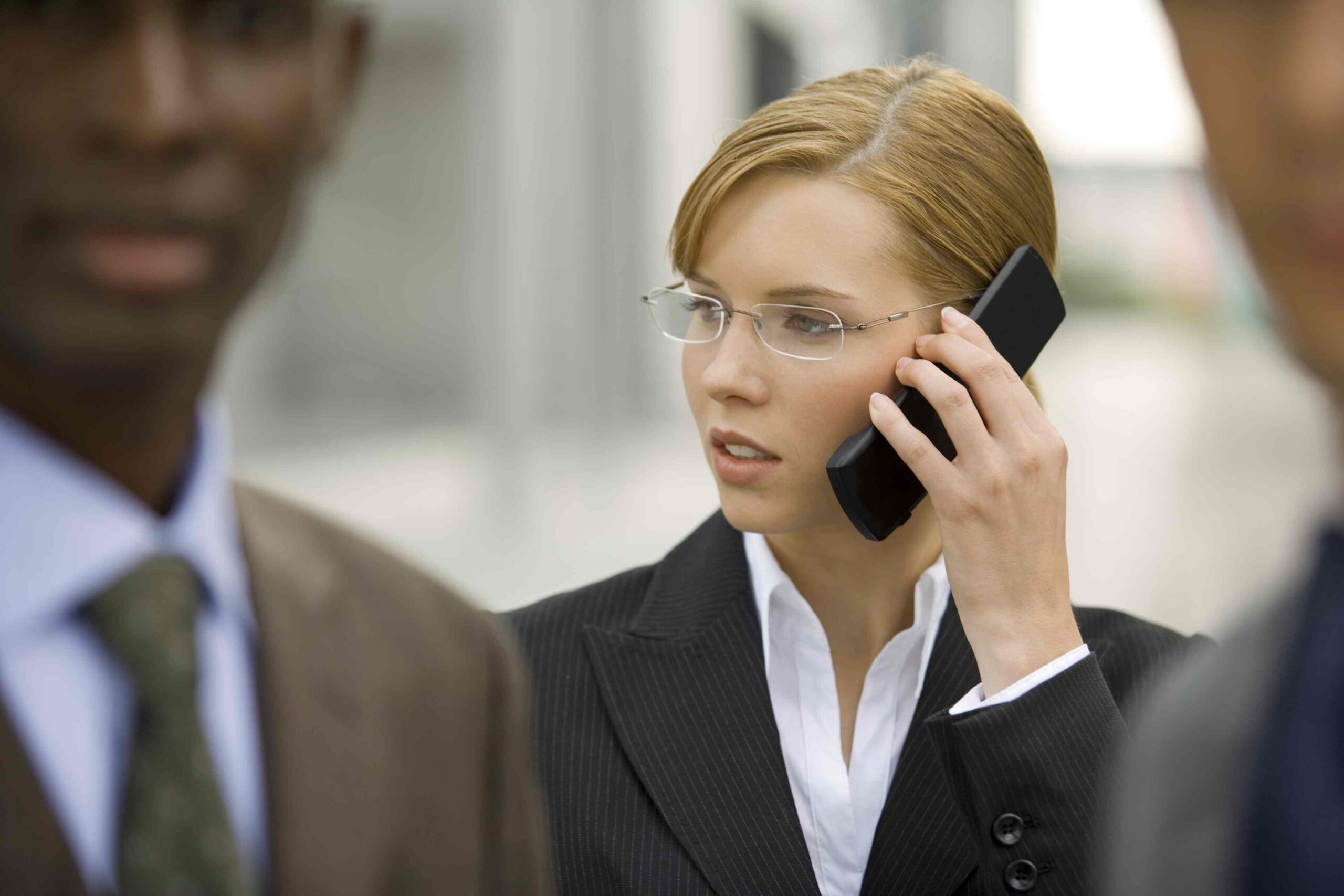 No Devolver Llamadas es el Error Profesional Más Común con el Tiempo