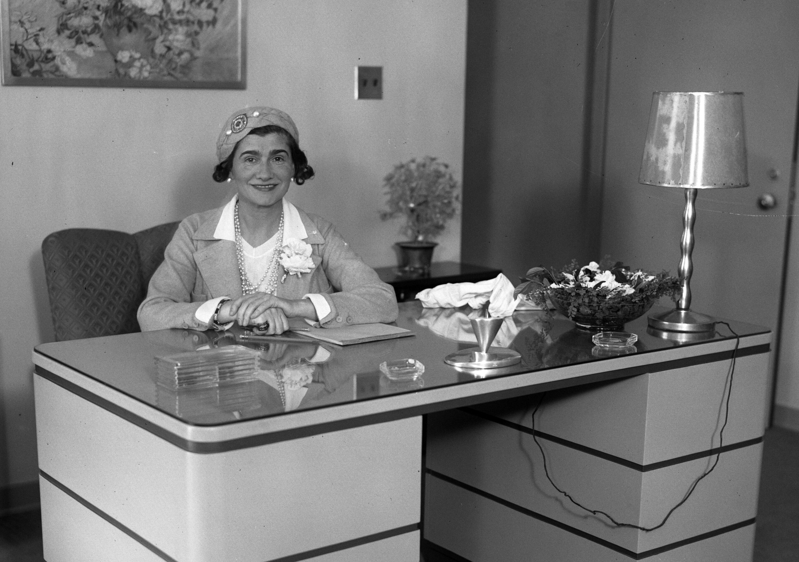 Regala clásicos de buen gusto: La leyenda dorada de Chanel N°5